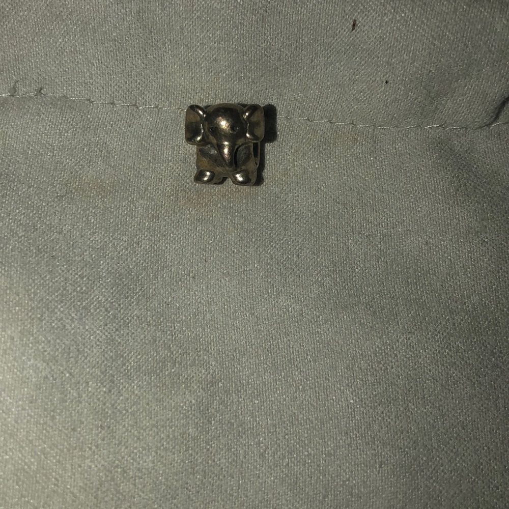 pandora bead